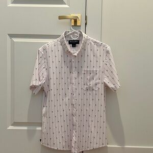 Mizzen+Main White Shirt with Subtle Pattern